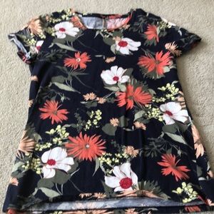 Banana Republic tshirt